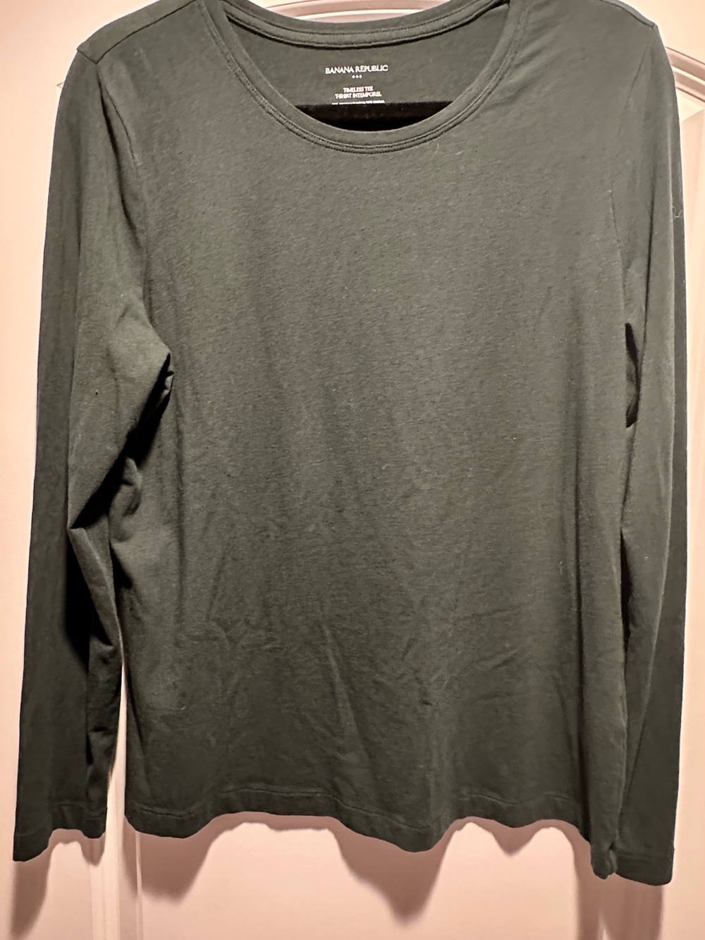 Women’s Banana Republic Crewneck Tee in Deep Green